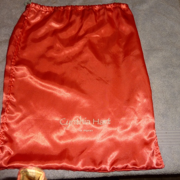 Handbag - Picture 2 of 4